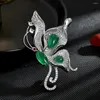 Broches requintados moda elegante Emerald Crystal Jewelry Butterfly Broche Clearght Ladies Fester Dress Secon Streno Hout-end Pin