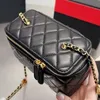 Bolsas de grife de designer New Love Ball Box Wallet Famous Crossbody Handbag Luxurys Cadeia Bolsas de ombro único Bolsa de maquiagem de couro zíper mini t jmmc