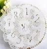 100pcs Laser Cut Numéro de table de mariage romantique Cartes de table Holo Card Numbers Fournions de fête Sage de mariage 6ZZ191799679