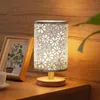Tischlampen Lampen Nachts USB -Häfen fester Holz Nachttisch mit Beige Stoff Schatten perfekt für Schlafzimmer Wohnzimmer