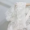 2024 Primavera/verano NUEVO SP SP Celebridades blanca fragante viento pesado industria de encaje cinturón de cuello de cuello de cuello de cuello para mujeres para mujeres