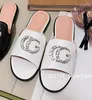 Italiensk designer GC Slippers kvinnors modeplattform broderad brev duk tofflor låg klack platt sandaler berömda 2g lyxmärke tofflor designer skor gu gu