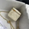 Torba projektantka mody diamentowa Laties Bag torebka sake słynna mniejsza crossbody torebka mini -makijaż dla kobiet na ramię sac luksusowe łańcuchy owiec AP2303