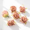 Dekorative Blumen 10pcs Seiden Tee Knospen gefälschte Rosen Kopf Hochzeitsgelenk Kränze Weihnachtsdekorationen diy home künstlich