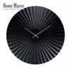 壁時計北欧の家の装飾時計リビングルームシンプルモダンデザインメタルファンミュート