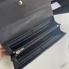 Модные кошельки Длинные сумки Женщины отражают качество роскошной дизайнерской сумочки кошелек с коробкой W025 Bag0001