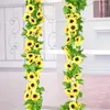 Dekorative Blumen künstliche gelbe Sonnenblume Girlande Blume Vine Hochzeitsfeier Blumenbogen Dekor Seide