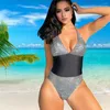 Pepaillon für Frauen-Badebekleidung mit Pailletten der Patchwork Farbe Monokini funkelt mit Schnürhalter hoch für Strandkleidung