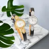 Armbanduhr Antique Hochqualität 2024 Gene Leder Diamonds Luxus Frauen beobachten Quarz Vintage Kupfer Gold Zifferblatt Lady Armband Weihnachten