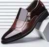 Chaussures décontractées printemps oxford Business Hommes cuir doux respirant les mocassins masculins plates slip-on conduisant grand