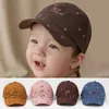 Caps chapeaux lettre imprimé bébé chapeau broderie coton été neuf-né fille de baseball caps ajusté en plein air bébé hip-hop