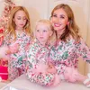 Hirigin Mommy ve Ben Noel Pijamaları Set Tüy Trim Uzun Kollu Düğme Aşağı Eşleşen Noel kızı için Placowear 240418