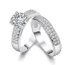 Ny modebröllopsring Fourclaw Micro Inlay Zircon Par Ring Fashion Antireal Diamond Ring Trade SMycken Whole3046425