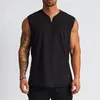 Einfache Baumwoll -Vneck -Fitness -Tanktop -Männer Sommer Muskelweste Fitnessstudio Kleidung Bodybuilding ärmellose Hemd Workout Sports Singlets 240429