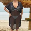 Plus size dameskleding strand Vacation Bikini Hollow Out Cover Ups Deep V Lace Splicing Mesh Dress voor Beachwear 2024