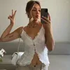 Frauen Tanks Frauen Spitzen hohl aus ärmellose geschnittene Tops eleganter weißer Camis Top Single Breauzed Strickjacken 2024 Sommer -Spaghetti -Gurt