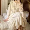 Kadınların pijama kadınları bahar sonbahar tam kollu pamuk gecesi prenses prenses gevşek tasarım uzun vintage gecelikler zarif nakış