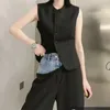 女性のベスト韓国のファッションチョッキショートメスブラックグレーシングル胸肉ソリッドカラーカジュアルスーツベスト夏の薄い袖なし