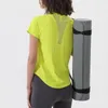 Nowy strój jogi damskie luźne działanie fitness z krótkim rękawem T-shirt siatkowy oddychany sport sportowy