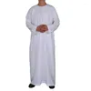 Etnische kleding polyester Oman Arabische jubba gewaad Saoedi islamitische moslimmannen lange tuniek witte boubou homme Musulman jurk umrah thobe