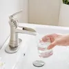 Robinets de lavabo de salle de bain nickle robinets de bassin brossé levier simple et mélangeur de cascade froide robinet massif laiton lavé