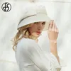 Berets fs weibliche schwarze UV -Schutz Strandhüte für Frauen mit schicken Blumen Fedoras Ladies Outdoor White Sun Visor Cap 2024 Sommer