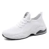 Neue Männer rennen Schuhe schwarz weiße Khaki Klassische Mode fliegen, weicher Solatherminder-Jogging-Herren-Trainer Sport Sneakers 40-44