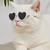 Psa odzież kształt serca ins kota okulary przeciwsłoneczne kolorowe zabawne okulary POS rekwizyty imprezowe dekoracja mody akcesoria dla zwierząt domowych