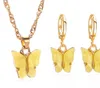 Tendance Butterfly Women039s Colliers d'oreilles pour femmes Retourne les boucles d'oreilles en acrylique 2020 Animal de mode bijoux coloré1724519