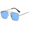 Солнцезащитные очки маленькая квадратная женщина дизайнер бренд Candy Colors Sun очки ретро -оттенки дамы синие зеркало, вождение, увлажнение UV400