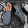 Buty zwykłe Clohoo ręcznie szyte ręcznie robione oddychające miękkie podeszwy męskie wygodne chodzenie mokasyny