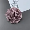 Broches 10 cm Exagération Personnalité multicouche en tissu de fil de fil Fleur Broche pour les femmes