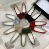 Chaussures décontractées furball single chaussure femme 2024 printemps et automne version coréenne de la tête carrée en daim des appartements féminins grandes taille pour les femmes
