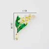 Broschen elegante Vintage Emaille Flowre White Golden Plated Metal Bell Orchid Anzug Kleidermantel Frauen Brosche Pin
