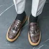 Gelegenheitsschuhe Britische Männer im Briten Stil Leder Quasten Designer Flachkomfort Slip-on Herren-Slipper Sapatenis Maskulino