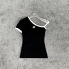 Kobiety T-shirt Fashion klasyczny modny luksusowy designerski tkaninę Summer Jennie Black White Dopasowanie pojedynczego ramienia Asymetryczne krótkie top z krótkim rękawem