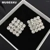 Boucles d'oreilles ACCESSOIRES DE BIEAUX RETRO STYLE FULLE CRIST CRIST CRIST SQUATE POUR LES Fêtes et cadeaux pour femmes