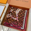 Malle Fleurs Square Schal Designer Frauen Seide Schal Leoparden Monogramm geprägtes Muster Hijab Mulberry Seide 90 Quadratmodelle Fashion Bandeau