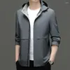 Herrjackor 2024 Autumn Hoodie Jacket Slim Fit Middle Age Fashion Trend mångsidig