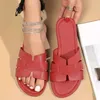 Summer Slider Womens Tablet Luxury Outdoor Beach Flip Womens Sandals Trend Märkes Design Slider Womens Stor storlek 43 240426