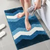 Halılar Moda Çizgili Mikrofiber Banyo Mat Süper Yumuşak Yumuşak Banyo Halı Hızlı Emici Kapı Tpr Ev Kat