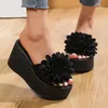 Keile Sandalen Frauen Hausschuhe Sommer Beach Plattform Schuhe Blumenschuhe Frauen High Heel Pantoffeln Frauen Mode 240419