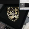 Boutique 18K Gold-plattierter Brosche Marke Designer New Shield-Form-Design Brosche hochwertiger Diamantschmuck Charmante Frauen Hochwertige Brosche Box