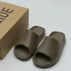 Niños zapatillas para niños zapatos sandalias arena vela blanca diseñadora de huesos negros para niñas zapatillas para niños jóvenes toboganes