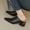 Slippers 2024 Women Pumps High Heels Ponto pontuados de couro genuíno estilo retro de estilo casual Sapatos de trabalho Mulher primavera verão
