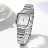 Montre-bracelets de haute qualité Luxury Fashion Square Robe Watan Woard en quartz