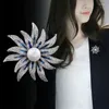 Broszki Sun Flower Brooch Imitation Pearl for Women Prezent Modna dama ubrań biżuteria Pinsy Hidżab