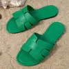 Summer Slider Womens Tablet Luxury Outdoor Beach Flip Womens Sandals Trend Märkes Design Slider Womens Stor storlek 43 240426