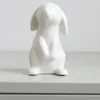 1 stcs Pasen Hare White konijn keramische beeldjes porselein geschenk Modern Noords dierenbeeld voor landschapsdecor 240425