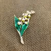 Broschen elegante Vintage Emaille Flowre White Golden Plated Metal Bell Orchid Anzug Kleidermantel Frauen Brosche Pin